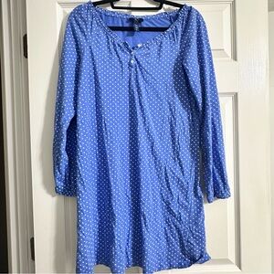 Women’s chaps nightgown - size medium - blue with polka dots